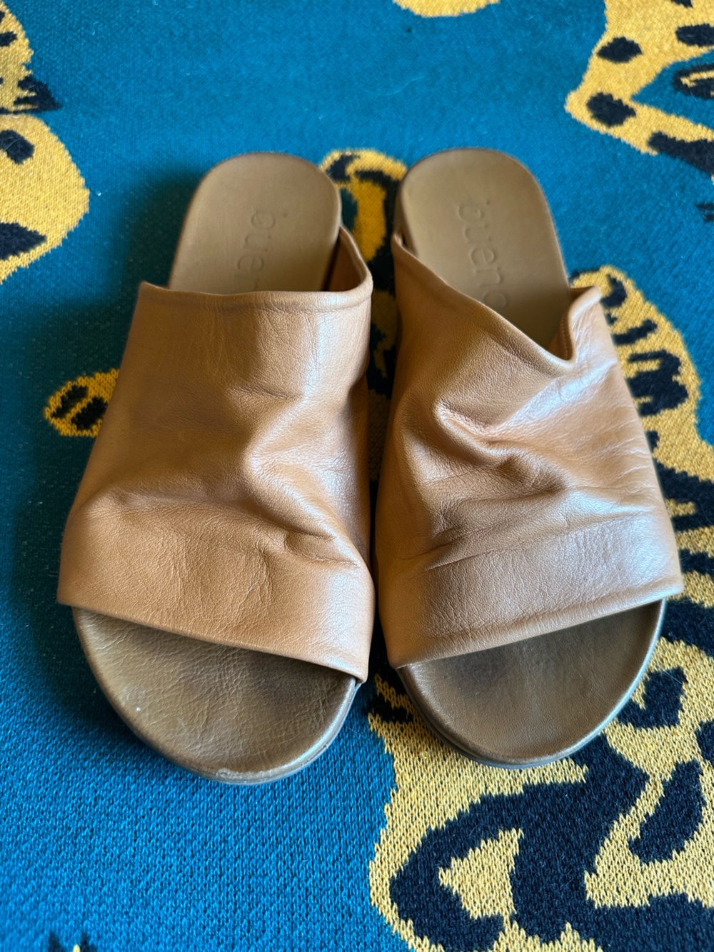Bueno Tan Leather Slide Sandals size 36